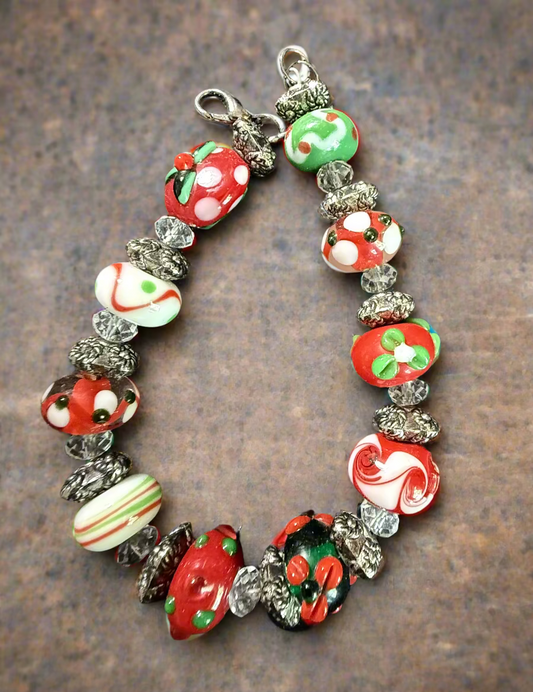 holiday charm bracelet